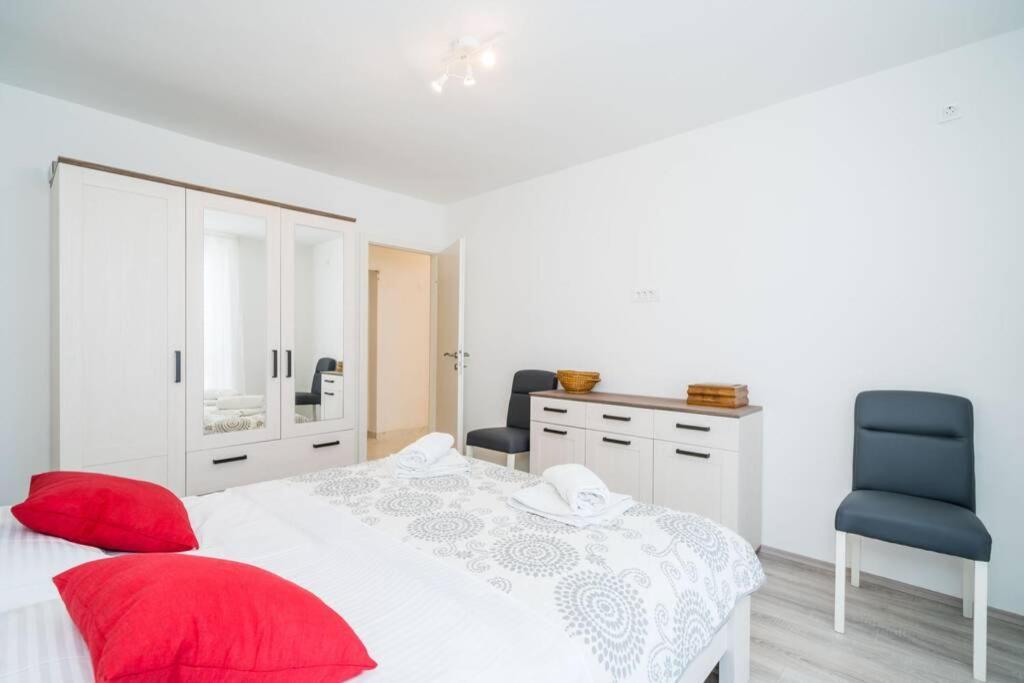 Apartment Katarina Sea View Дубровник Екстер'єр фото